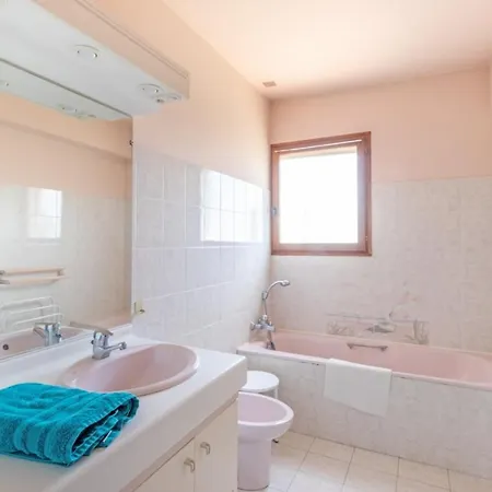 Duplex With Garden Terrace And Garage Tatil Evi Six-Fours-les-Plages