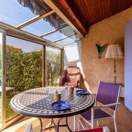 Duplex With Garden Terrace And Garage *